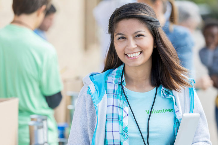 food drive volunteer